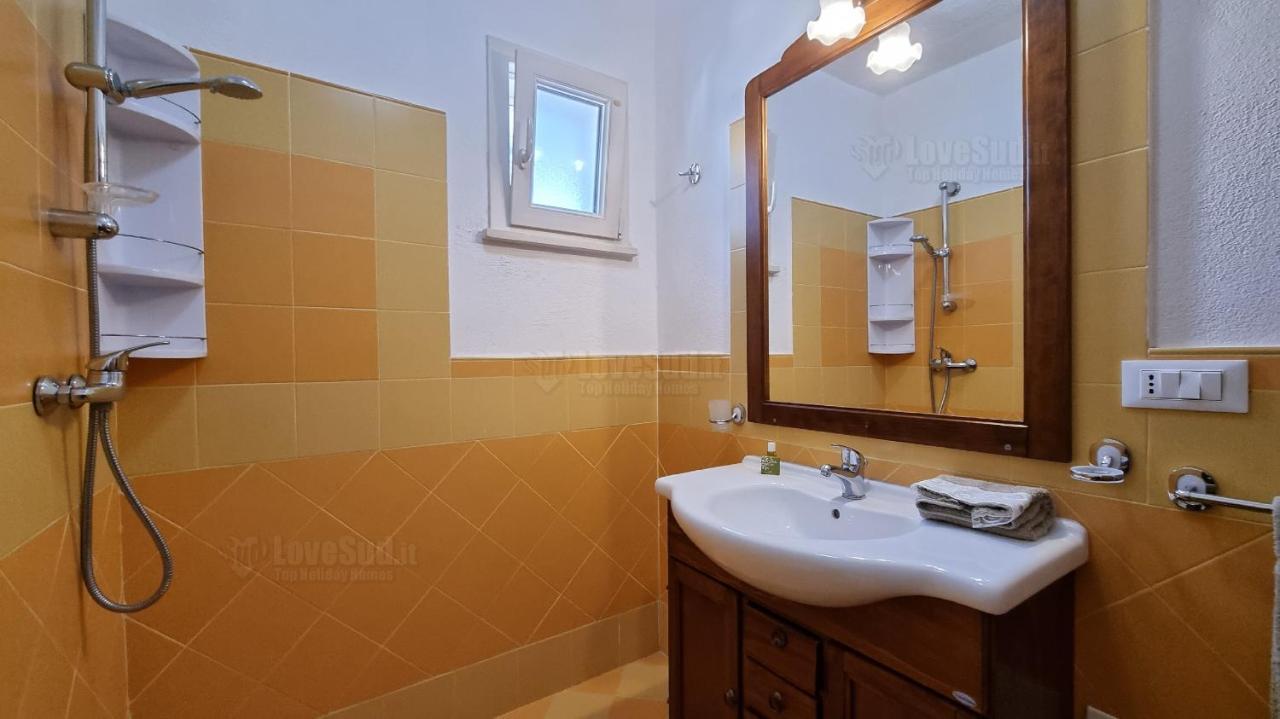 Casa Funnuvojere By Lovesud Corsano  Ngoại thất bức ảnh