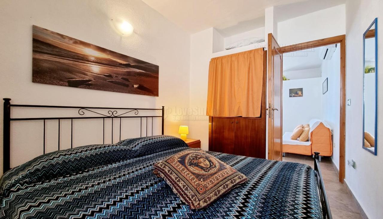 Casa Funnuvojere By Lovesud Corsano  Ngoại thất bức ảnh